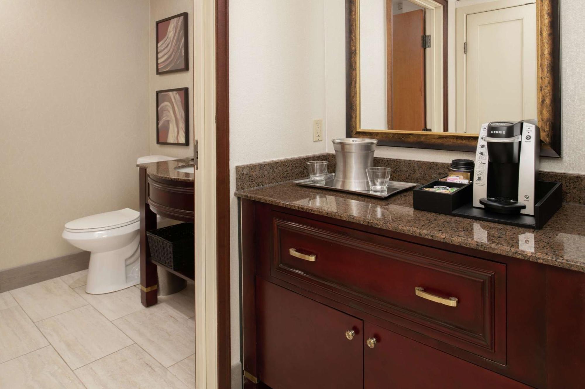 Hilton 4*